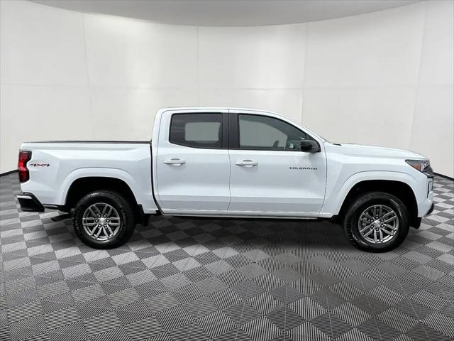 2023 Chevrolet Colorado 4WD Crew Cab Short Box LT
