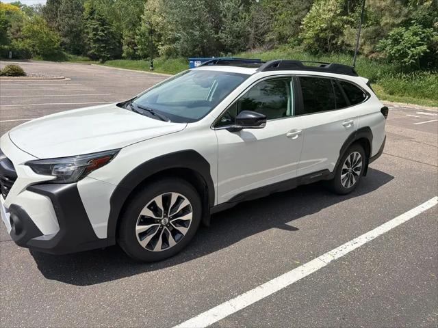 2023 Subaru Outback Limited for sale in Wayzata, MN