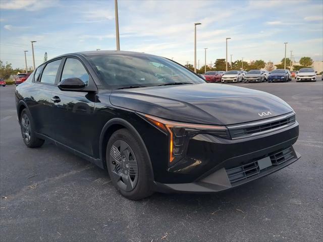 2025 Kia K4 LX