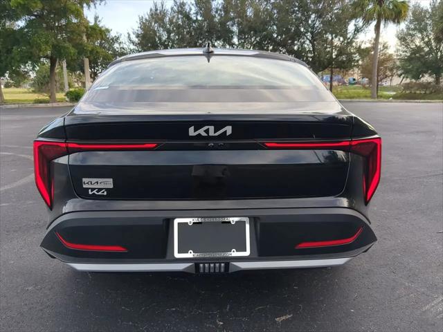 2025 Kia K4 LX