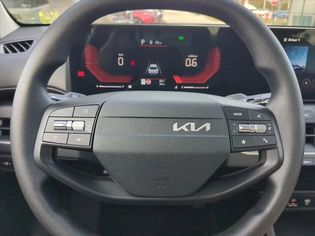 2025 Kia K4 LX