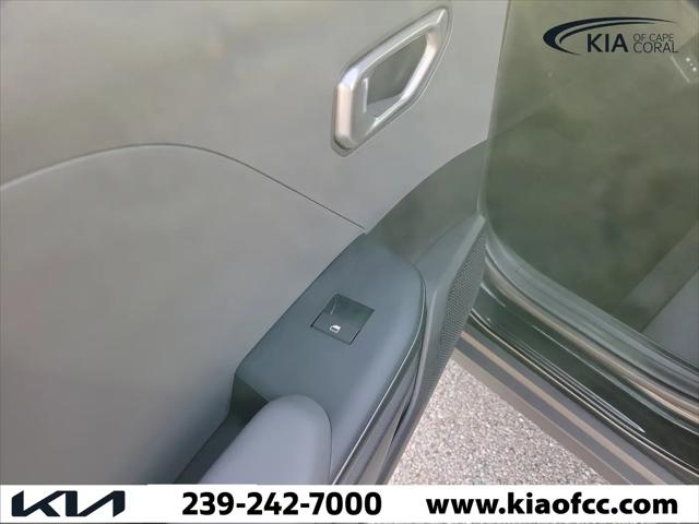 2025 Kia K4 LX