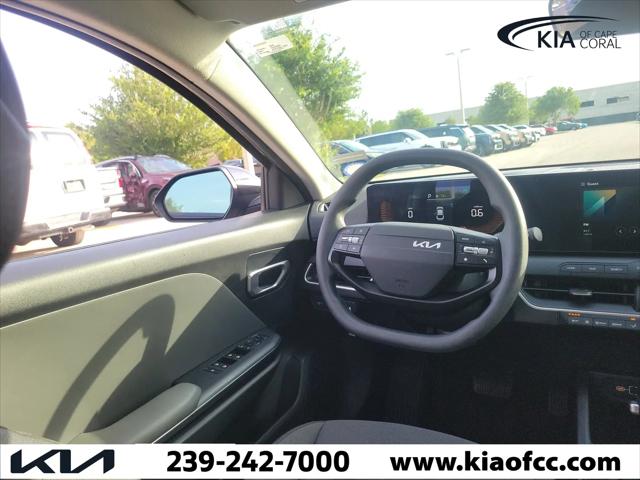 2025 Kia K4 LX