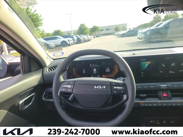 2025 Kia K4 LX