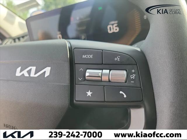 2025 Kia K4 LX