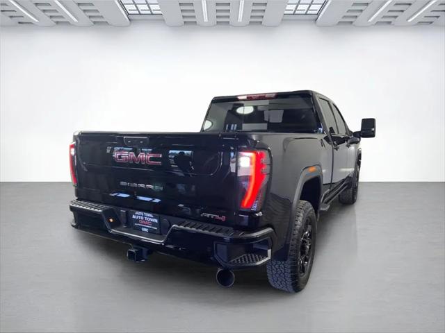 2025 GMC Sierra 3500HD 4WD Crew Cab Standard Bed AT4