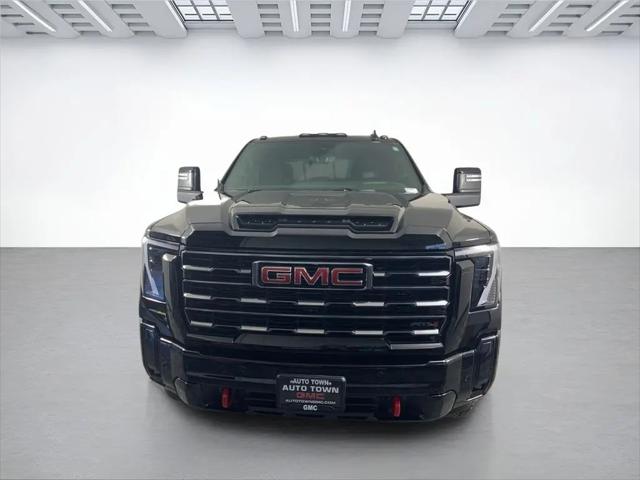 2025 GMC Sierra 3500HD 4WD Crew Cab Standard Bed AT4