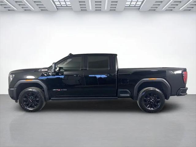 2025 GMC Sierra 3500HD 4WD Crew Cab Standard Bed AT4