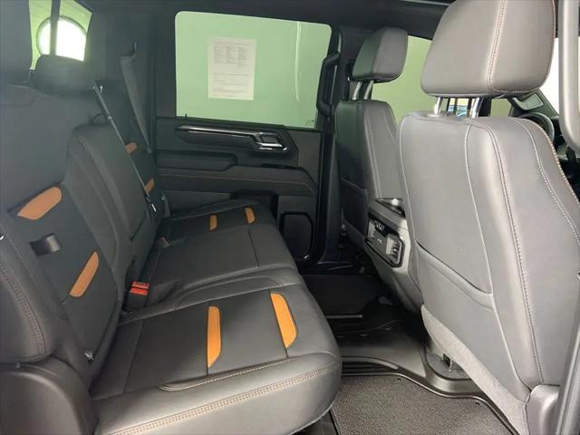 2025 GMC Sierra 3500HD 4WD Crew Cab Standard Bed AT4