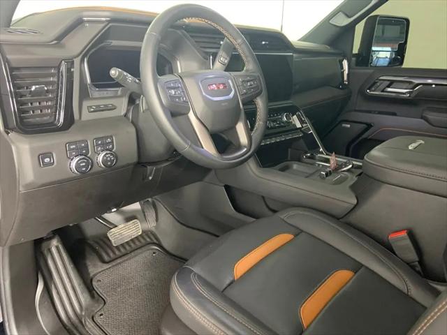 2025 GMC Sierra 3500HD 4WD Crew Cab Standard Bed AT4