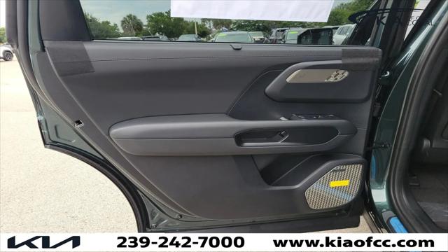 2027 Kia Telluride Hybrid SX