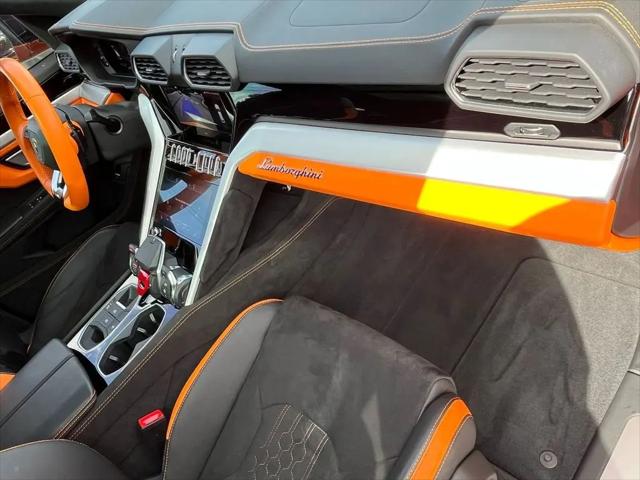2023 Lamborghini Urus S