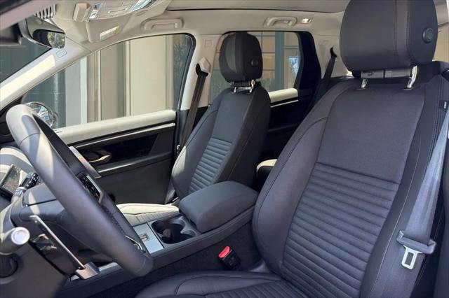 2025 Land Rover Discovery Sport S