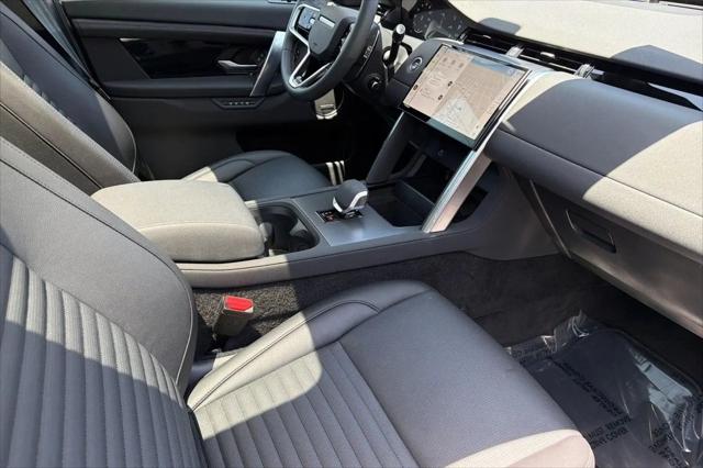 2025 Land Rover Discovery Sport S