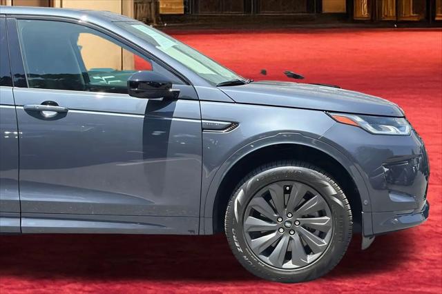 2025 Land Rover Discovery Sport S