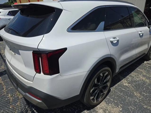 2025 Kia Sorento EX