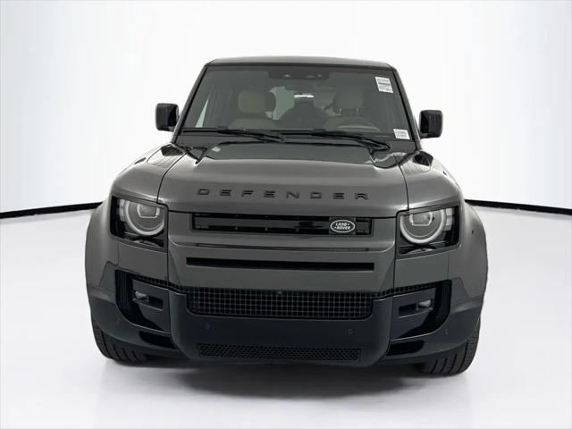 2026 Land Rover Defender P525 V8