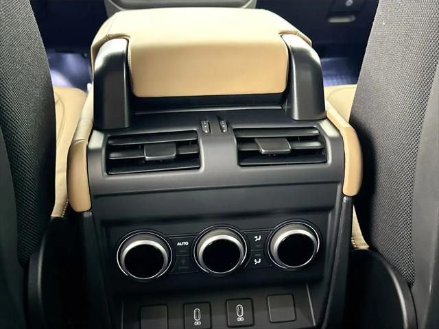 2026 Land Rover Defender P525 V8