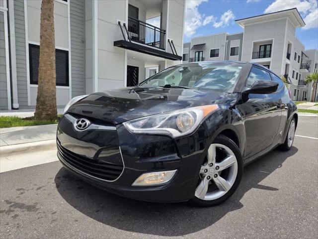 2014 Hyundai Veloster Base w/Red for sale in Tampa, FL
