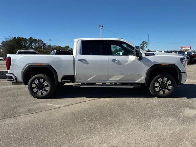 2025 GMC Sierra 2500HD 4WD Crew Cab Standard Bed Denali