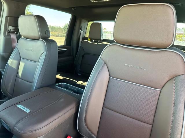 2025 GMC Sierra 2500HD 4WD Crew Cab Standard Bed Denali