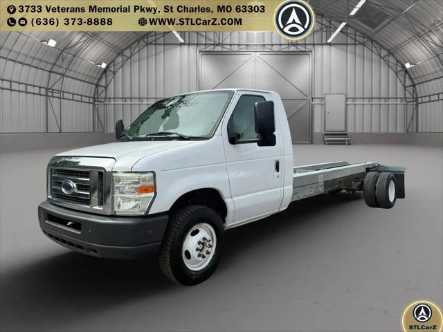 2011 Ford E-450 Cutaway E-450 for sale in Saint Charles, MO
