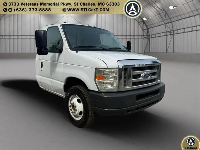 2011 Ford E-450 Cutaway E-450