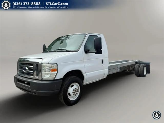 2011 Ford E-450 Cutaway E-450 for sale in Saint Charles, MO