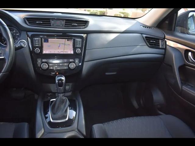 2020 Nissan Rogue SV FWD