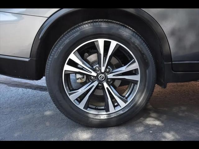 2020 Nissan Rogue SV FWD