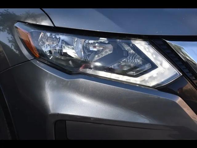 2020 Nissan Rogue SV FWD