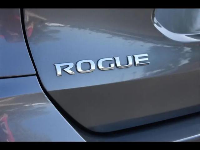 2020 Nissan Rogue SV FWD