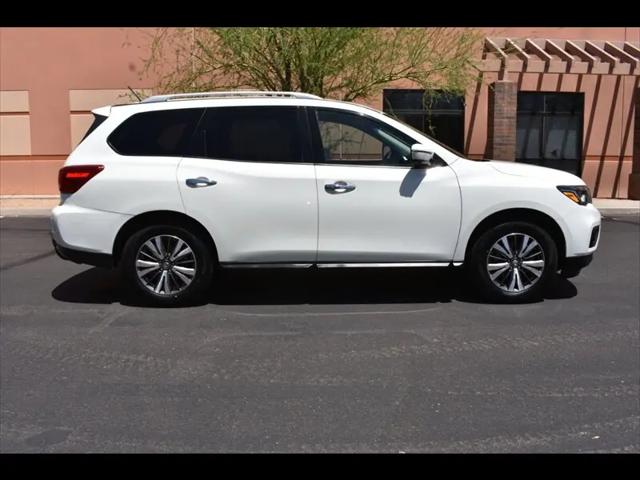 2017 Nissan Pathfinder SL for sale in Mesa, AZ