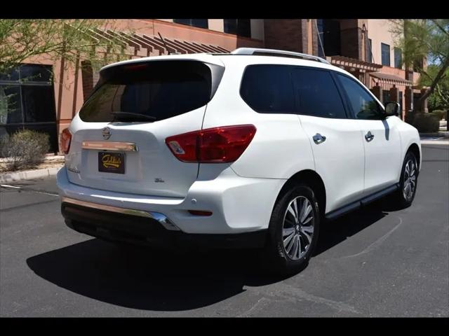 2017 Nissan Pathfinder SL