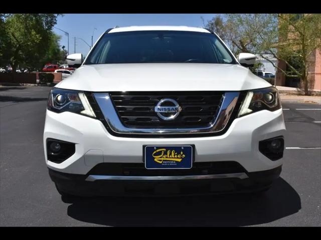 2017 Nissan Pathfinder SL