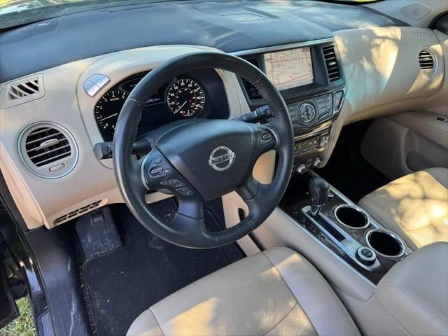2016 Nissan Pathfinder Platinum