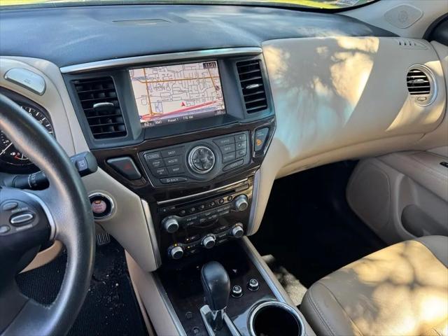 2016 Nissan Pathfinder Platinum