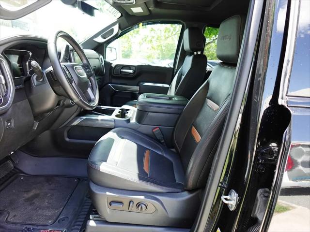2022 GMC Sierra 1500 Limited 4WD Crew Cab Standard Box AT4