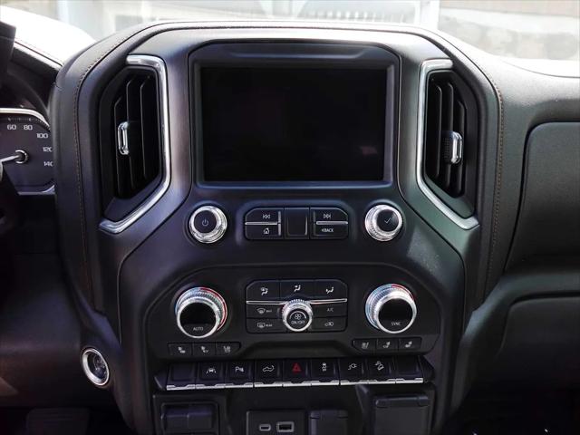 2022 GMC Sierra 1500 Limited 4WD Crew Cab Standard Box AT4