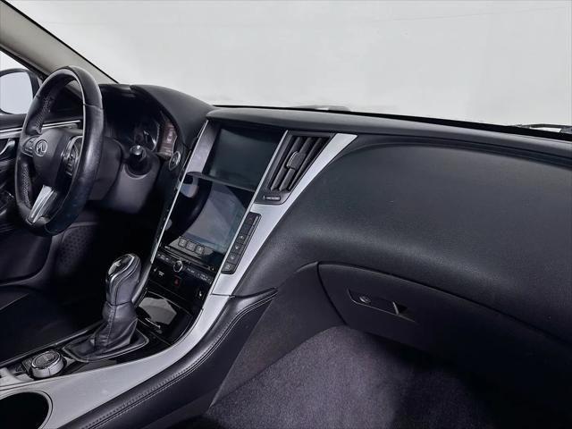 2021 INFINITI Q50 LUXE