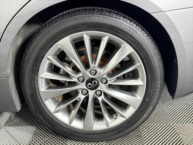 2021 INFINITI Q50 LUXE