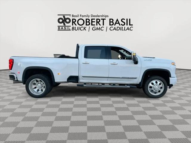 2024 Chevrolet Silverado 3500HD 4WD Crew Cab Long Bed High Country