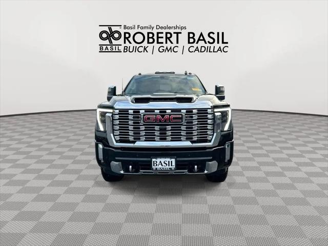 2025 GMC Sierra 2500HD 4WD Crew Cab Standard Bed Denali