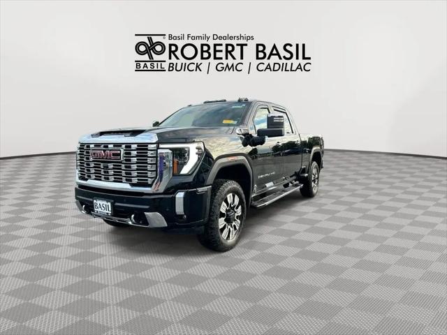 2025 GMC Sierra 2500HD 4WD Crew Cab Standard Bed Denali