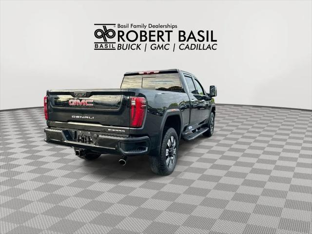 2025 GMC Sierra 2500HD 4WD Crew Cab Standard Bed Denali