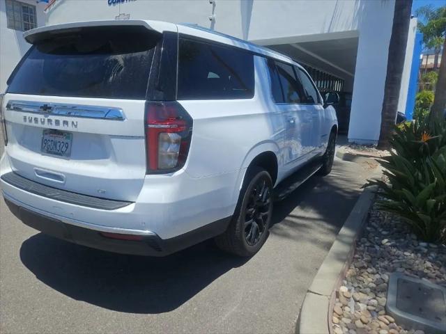 2023 Chevrolet Suburban 2WD LT