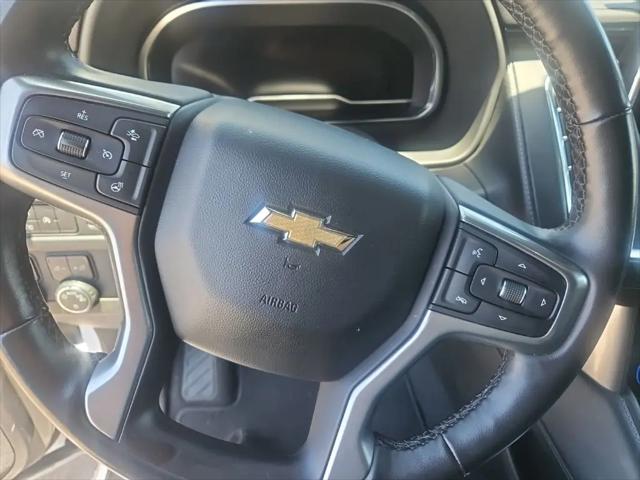 2023 Chevrolet Suburban 2WD LT