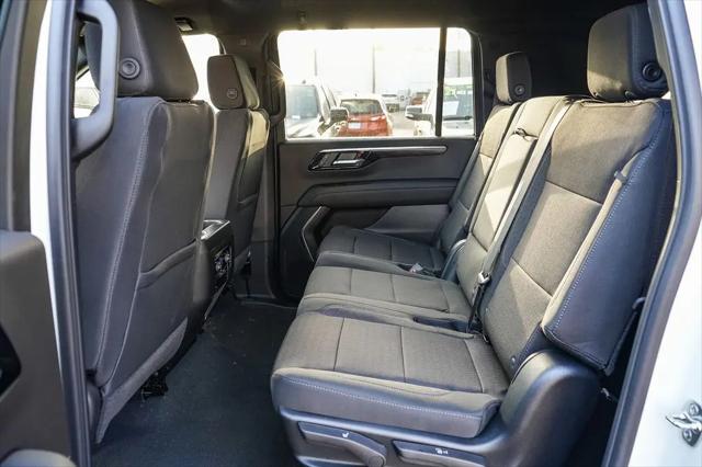 2026 Chevrolet Suburban LS, 4WD