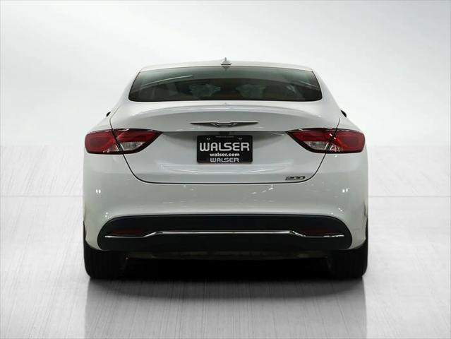 2016 Chrysler 200 Limited