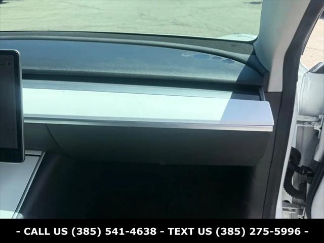 2020 Tesla Model 3 Standard Range Rear-Wheel Drive